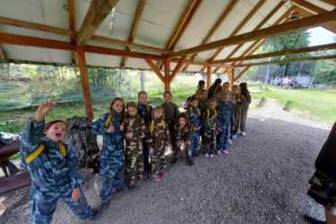 Obóz młodzieżowy, MAŁE CICHE 2026 - „Janosikowa Adrenalina”. Nerf - park linowy – aquapark a dla chętnych Energylandia, Słowacja i inne atrakcje kolonia 7 – 10 i 11 - 14 lat