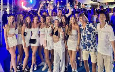 Obóz młodzieżowy, Rimini h. Crown***- obóz Party Zone - wylot z Warszawy Hotel Crown***, 8 dni 16-19 lat