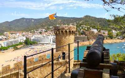 Obóz młodzieżowy, Lloret de Mar - obóz Chill out Zone ze zwiedzaniem Paryża i zabawą w Eurodisneyland Don Juan Resort*** , 12 dni 13-19 lat