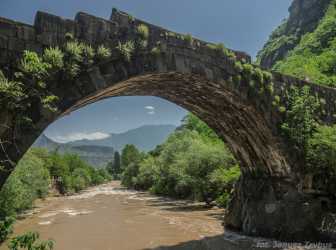 Wycieczka kilkudniowa, Pakiet wycieczkowy Armenia