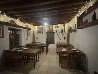 Optional trip, Wezmę Cię na najlepsze meze w Pafos
