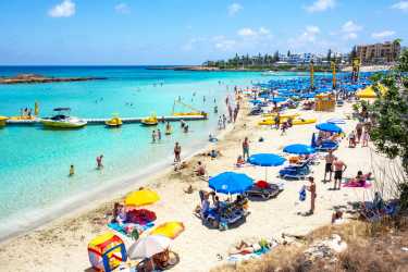 Optional trip, Z Larnaki Marathon [15] do Ayia Napa, Lefkary i więcej